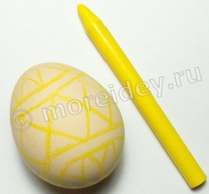 Как сделать рисунок на пасхальных яйцах