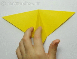 Оригами бабочка, машущая крыльями. Инструкция